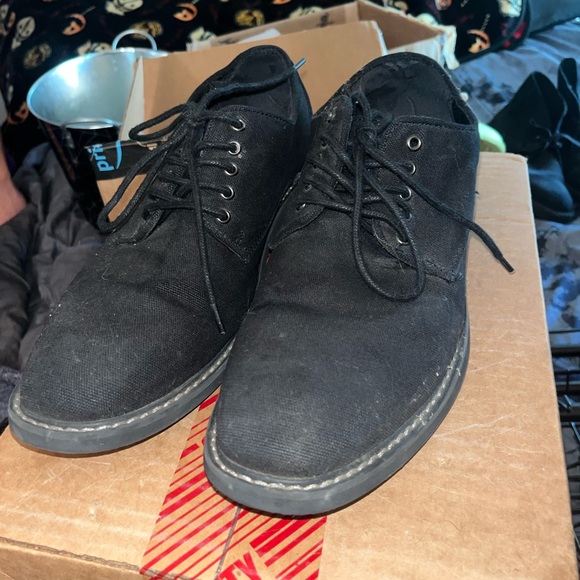 Black dress shoes - Picture 1 of 4